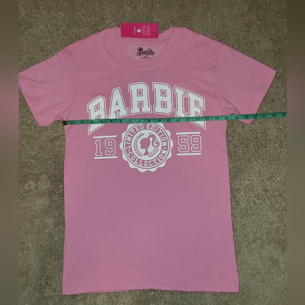 Barbie T-shirt BNWT‼️ - Picture 6 of 10